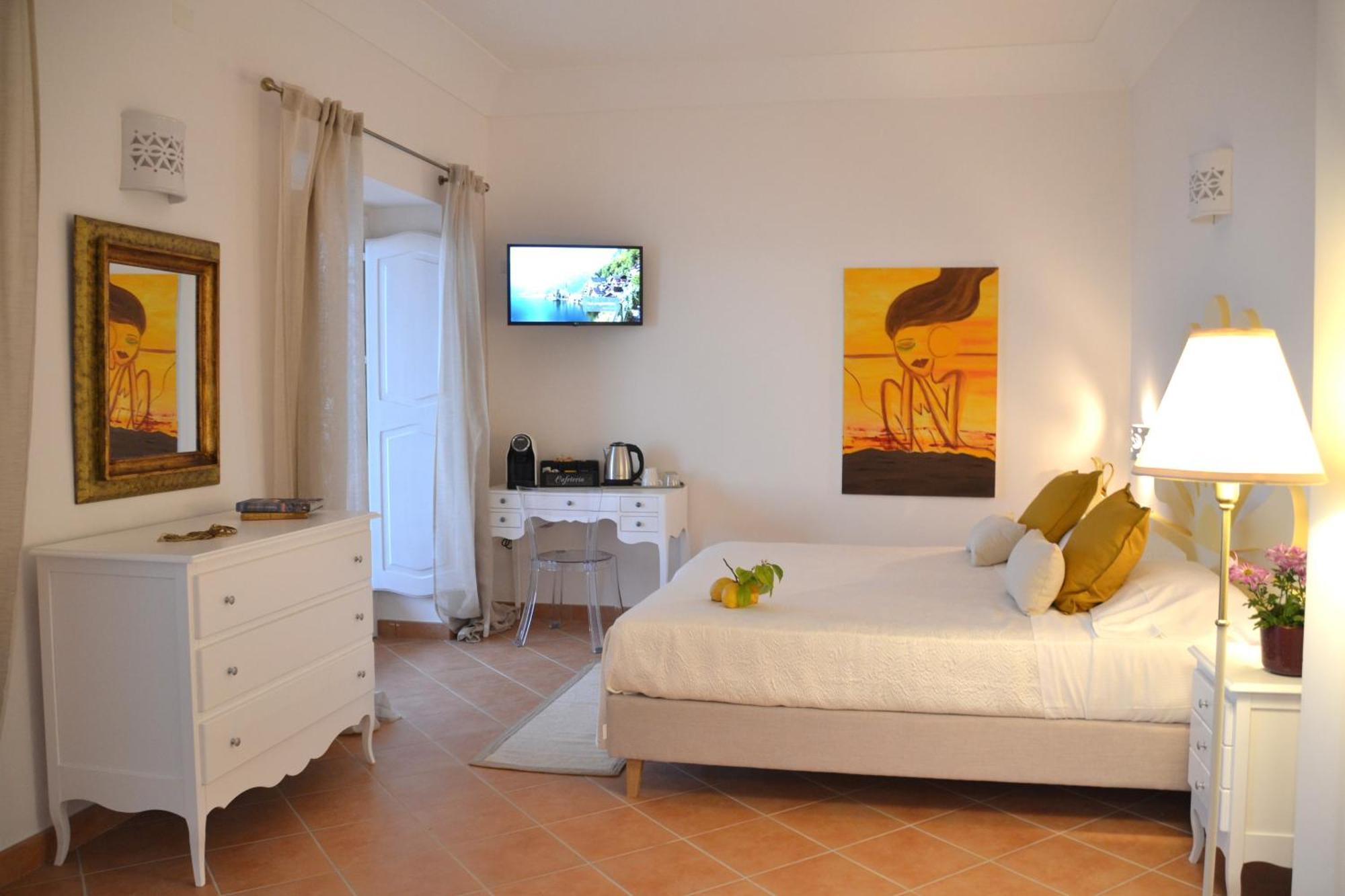 Villa Santa Chiara Positano Suites Bagian luar foto