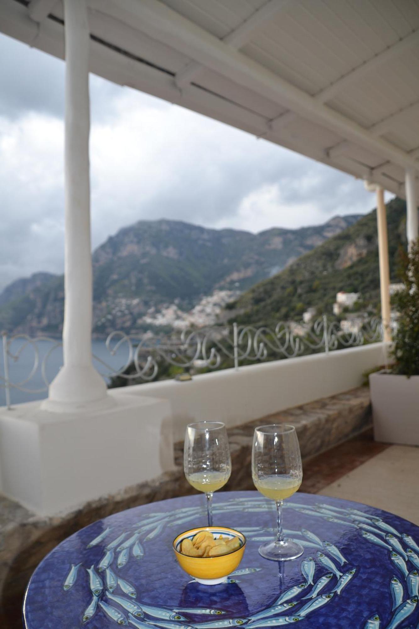 Villa Santa Chiara Positano Suites Bagian luar foto
