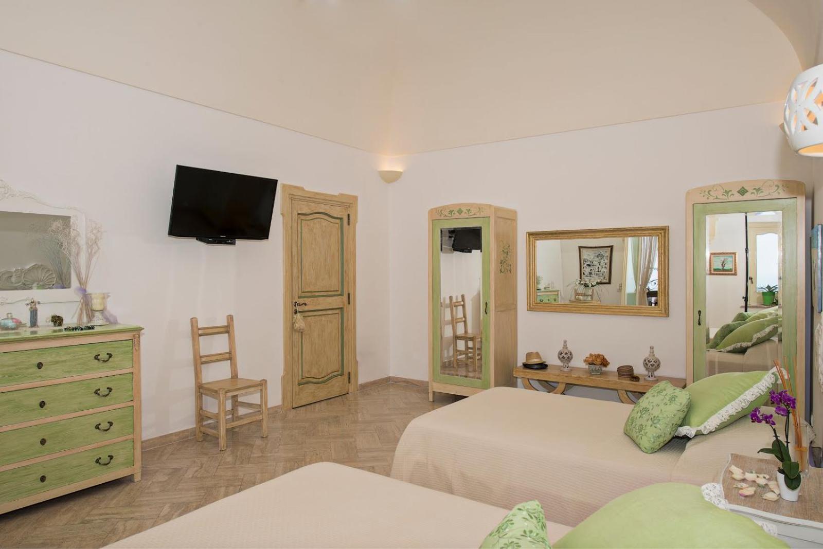 Villa Santa Chiara Positano Suites Bagian luar foto